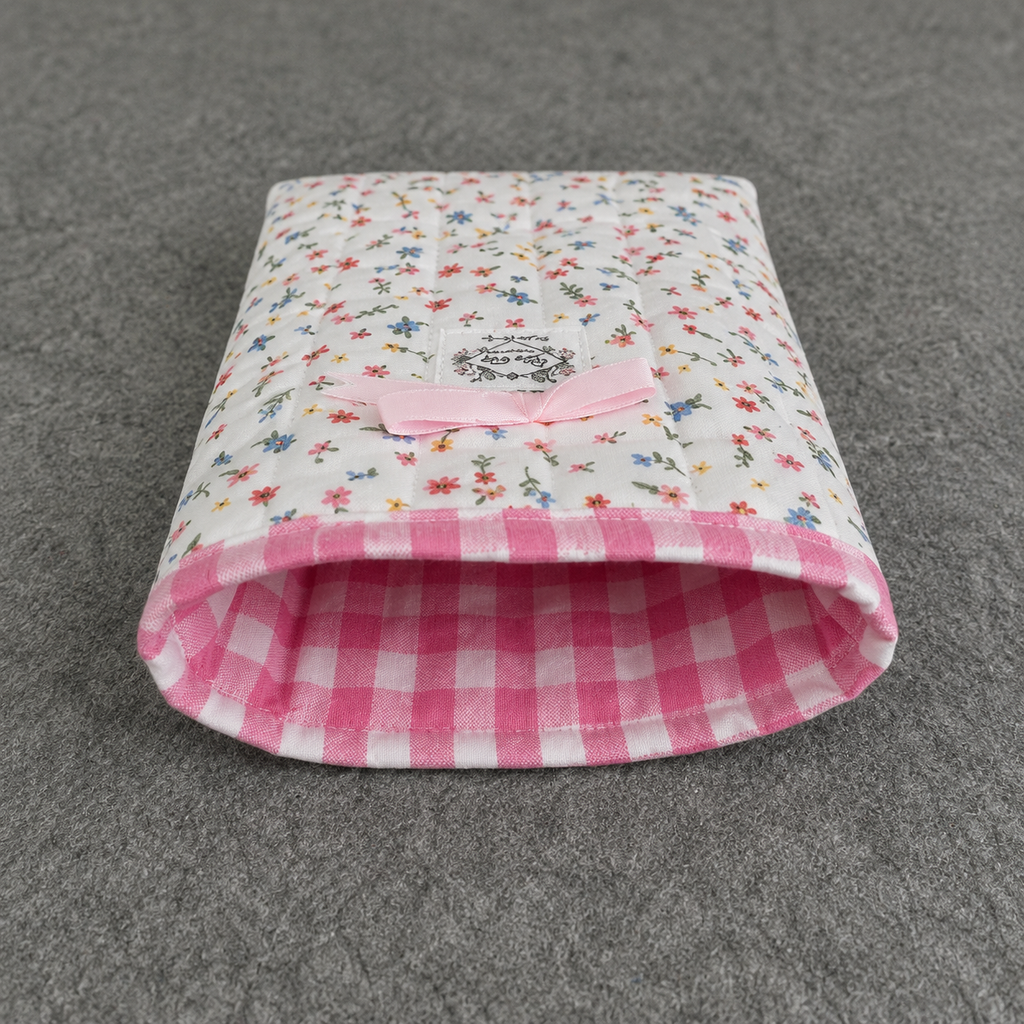 The Cottage E-Reader & Tablet Keeper | Handmade Quilted Cotton Sleeve